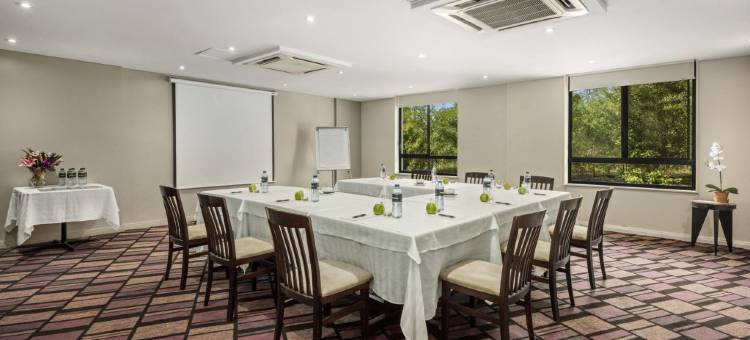 悉尼北莱德盛橡套房酒店(Oaks Sydney North Ryde Suites)图片