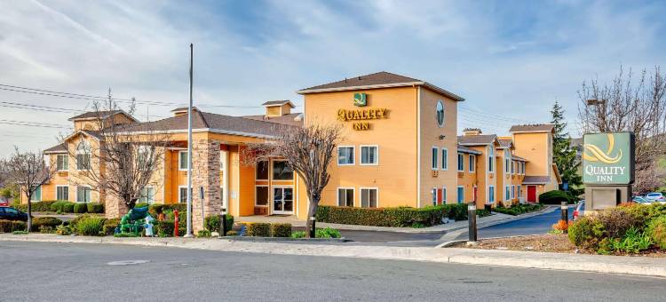 纳帕谷六旗探索王国凯艺酒店(Quality Inn Near Six Flags Discovery Kingdom-Napa Valley)图片