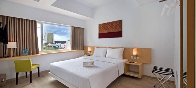 北干巴鲁苏迪曼维兹酒店(Whiz Prime Hotel Sudirman Pekanbaru)图片