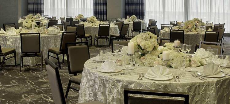 希尔顿逸林会议酒店(DoubleTree by Hilton Cedar Rapids Convention Complex)图片