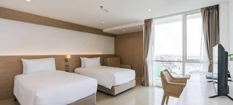 拉达纳丘酒店(Rattanachol Hotel)图片