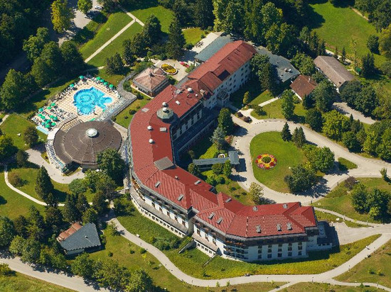 维塔瑞姆精品 - 克尔卡温泉酒店