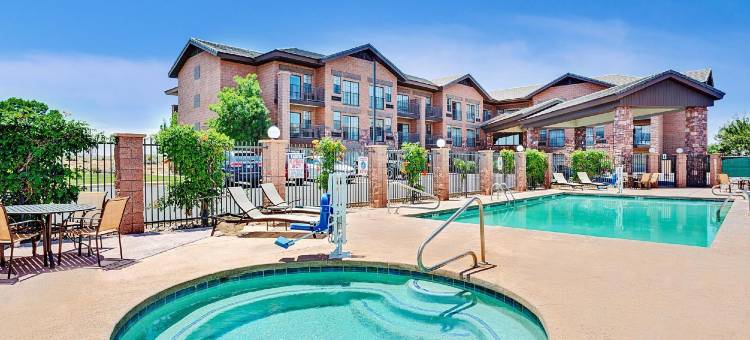 佩奇/鲍威尔湖戴斯套房酒店(Days Inn & Suites by Wyndham Page Lake Powell)图片