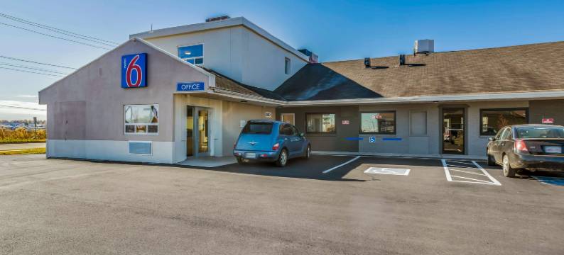 J＆R汽车旅馆(Motel 6 Moncton, NB)图片