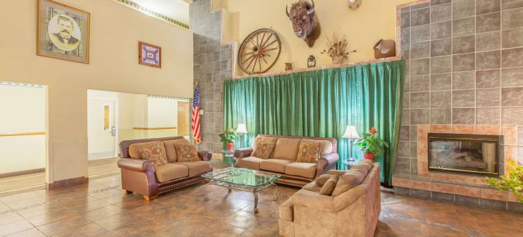 威莱斯-大峡谷地区华美达酒店(Ramada by Wyndham Williams/Grand Canyon Area)图片