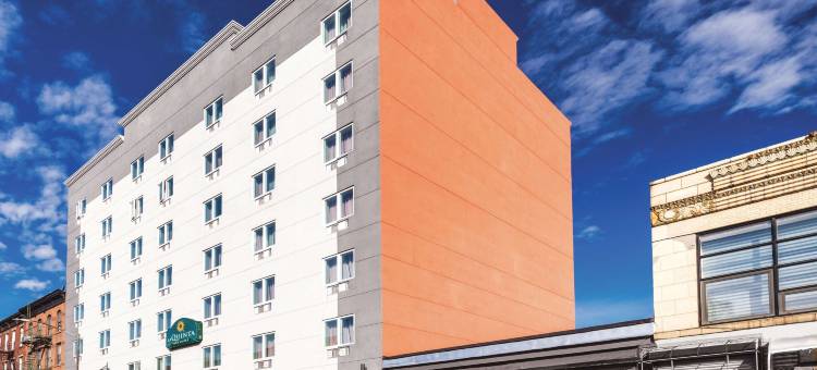 布鲁克林中心拉昆塔温德姆套房酒店(La Quinta Inn & Suites by Wyndham Brooklyn Central)图片