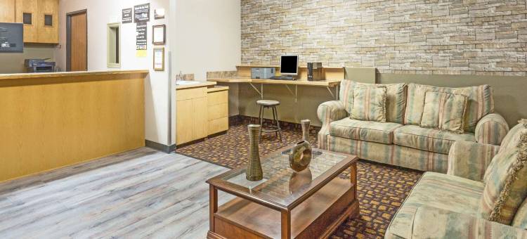 洛根速8酒店(Super 8 by Wyndham Logan)图片