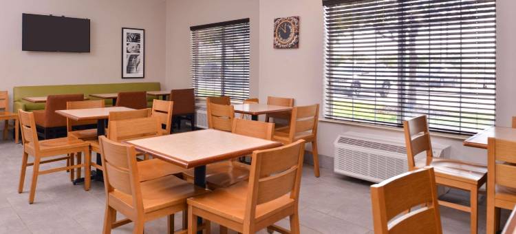 奥马哈机场丽怡酒店(Country Inn & Suites by Radisson, Omaha Airport, IA)图片