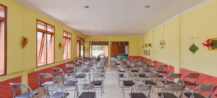 红门酒店@彭多克维纳贡芝维迪(RedDoorz @ Pondok Winagung Ciwidey)图片