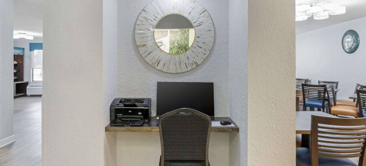 凯隆波因特酒店(Clarion Pointe)图片