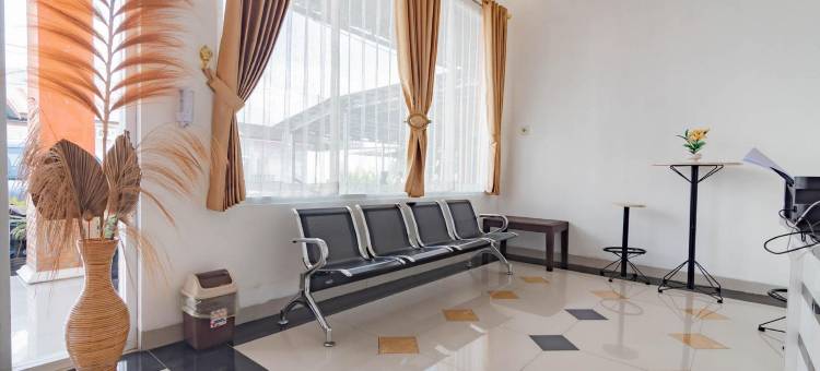 Urbanview Hotel Bundaran Besar Palangkaraya by RedDoorz图片
