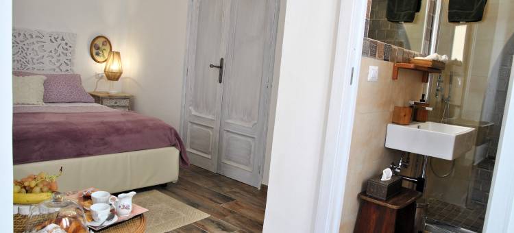 Mariasofia Master Suite with Private Bathroom图片