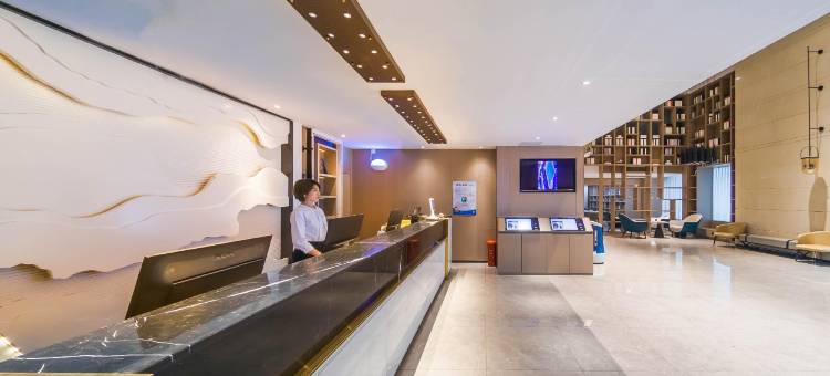 星程酒店(武汉汉西一路地铁站店)图片