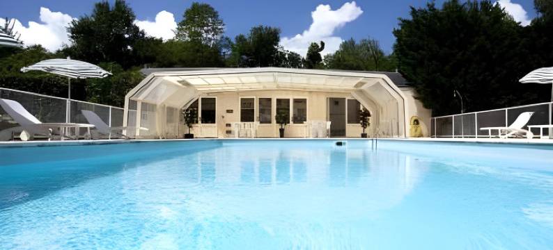 米耶城堡酒店(Chateau Meyre)图片