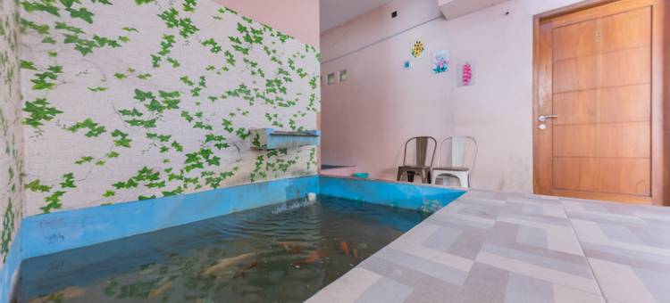 RedDoorz Near Kejaksan Station Cirebon 3图片