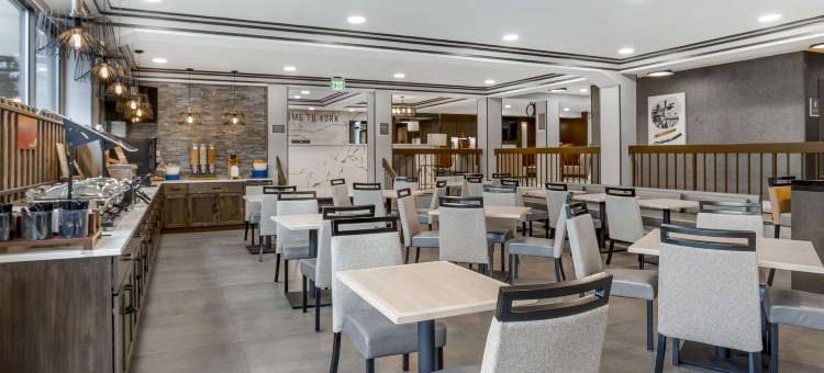 最佳西方加世遗产铁路旅馆套房(Best Western Plus Heritage Rail Inn & Suites)图片