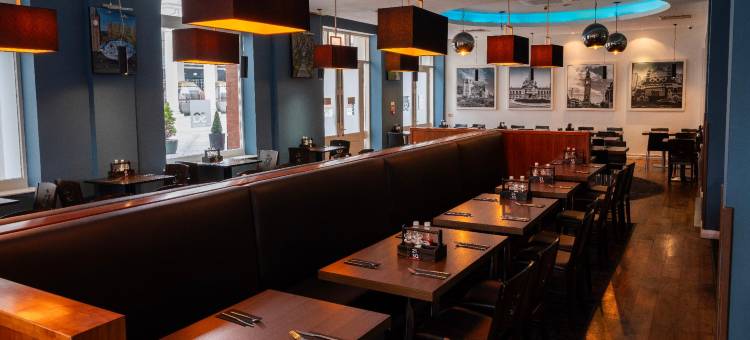 贝尔法斯特市中心温德姆华美达酒店(Ramada by Wyndham Belfast City Centre)图片