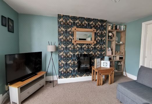 Driftwood Apartment- close to the sea Hotel Overview