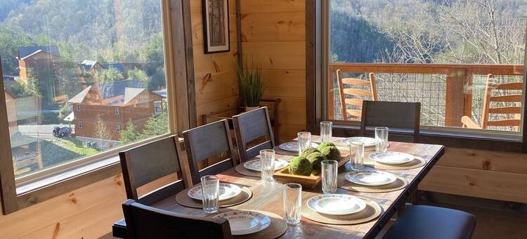 超大泳池景观小屋-最后时刻优惠！(Huge Pool Cabin with Spectacular Views - Last Minute Discounts!)图片
