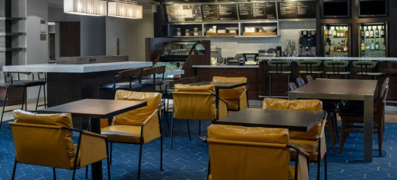 珍珠市杰克逊机场万怡酒店(Courtyard Jackson Airport/Pearl)图片