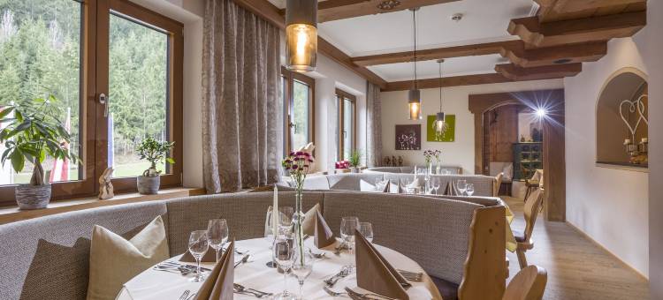 沃尔德弗雷迪酒店(Hotel Waldfriede - der Logenplatz im Zillertal)图片