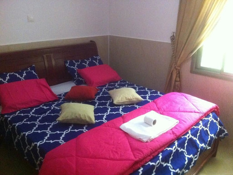 拉住宅套房酒店