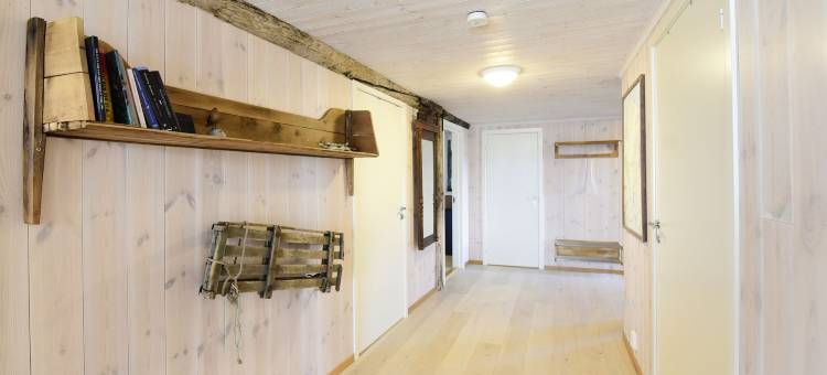 康斯峡湾北极小屋(Kongsfjord Arctic Lodge)图片