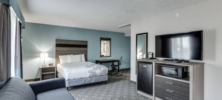 斯波坎温德姆戴斯套房酒店(Days Inn & Suites by Wyndham Spokane)图片