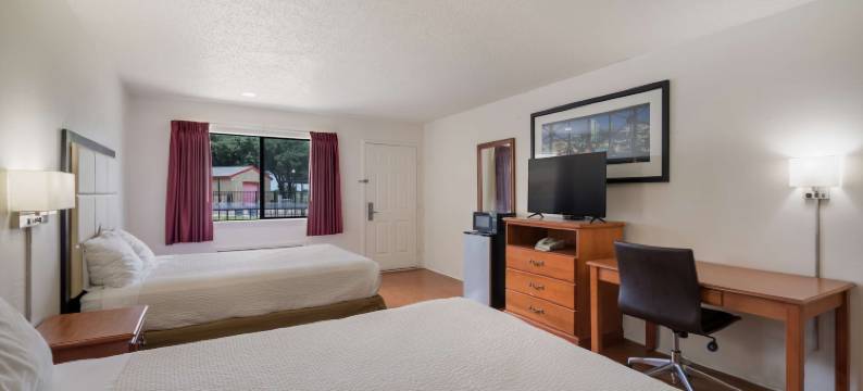 美洲最佳价值旅馆洛哈特(Americas Best Value Inn Lockhart TX)图片