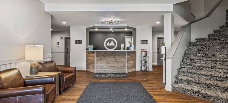 北风坎莫尔酒店(Northwinds Hotel Canmore)图片