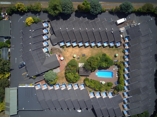 阿尔平汽车旅馆和会议中心