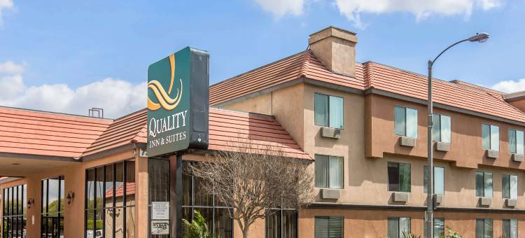 洛杉矶贝尔花园品质酒店及套房(Quality Inn & Suites Bell Gardens-Los Angeles)图片