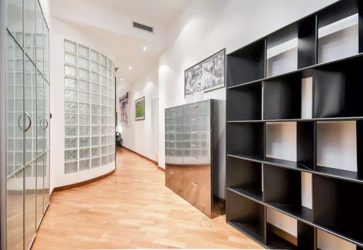 LuxRent Loft Lagrange Hotel Overview