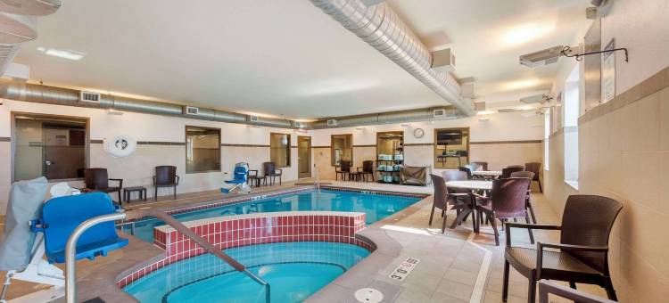 夏延舒适酒店(Comfort Inn & Suites)图片