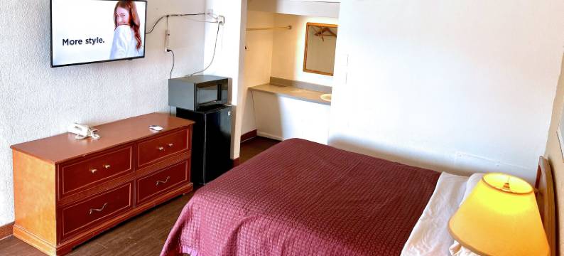 希尔斯伯勒雷鸟汽车旅馆(Thunderbird Motel Hillsboro)图片