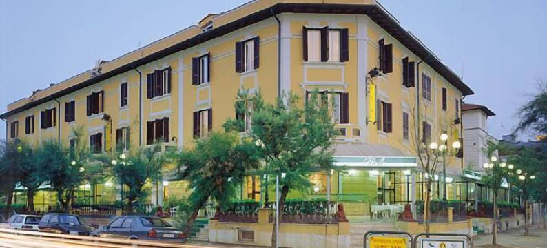 拜恩斯酒店(Nouvel Hotel des Bains)图片