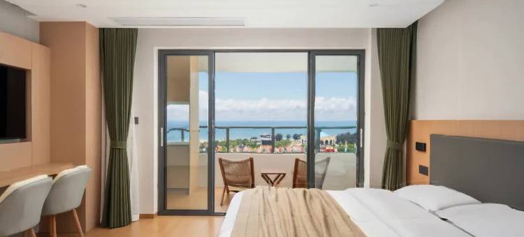 云玺海景酒店公寓(银滩景区店)图片