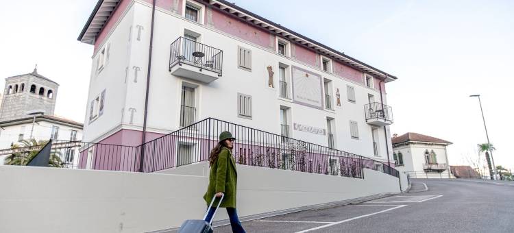 米拉拉戈洛卡尔诺简单客房(Miralago Locarno Easy Rooms)图片