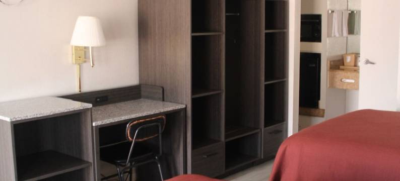 贵宾套房酒店(VIP Inn and Suites)图片