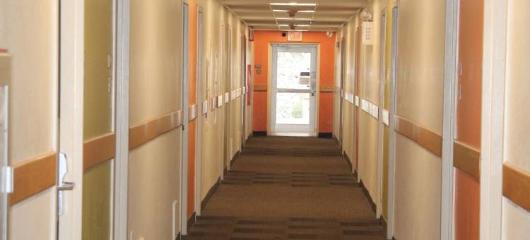 沃里克普罗维登斯机场6号汽车旅馆 - I-95(Motel 6 Warwick, RI - Providence Airport - I-95)图片