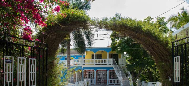 玛格莉特城堡酒店(Chateau Margarite Hotel)图片