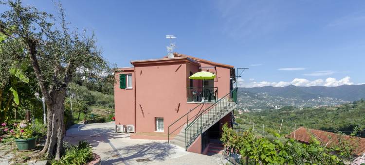 罗萨民宿(Alla Casa Rosa, Peaceful Apartment Surrounded by Greenery with Free Parking, WiFi & Air Conditioning)图片