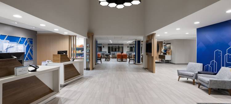 Holiday Inn Express & Suites Brattleboro图片