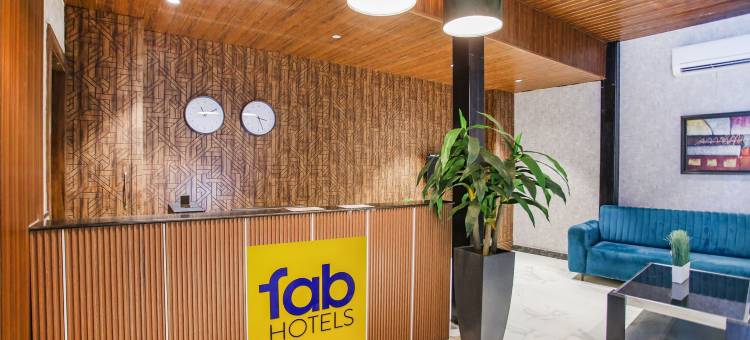 Fabexpress 辛格哈尼亚首席(Fabexpress Singhania Premier)图片