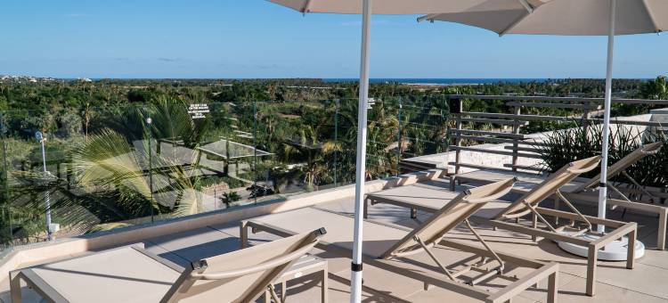 弗兰博扬酒店(Flamboyan Hotel & Residences)图片