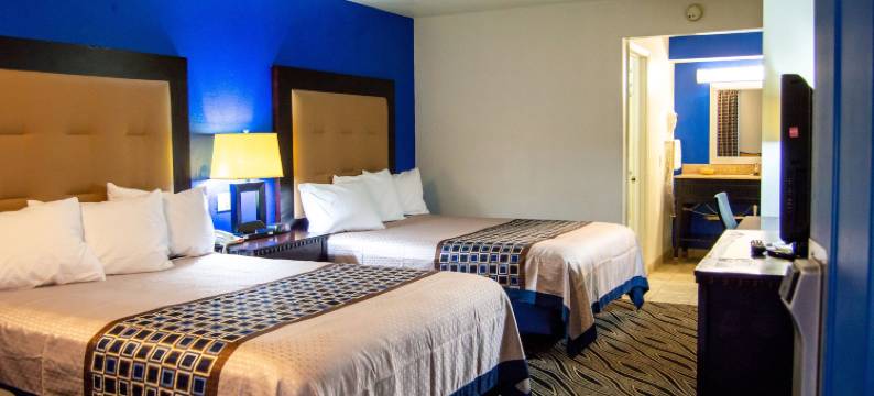 蓝松鸦套房酒店(Blue Jay Inn & Suites)图片