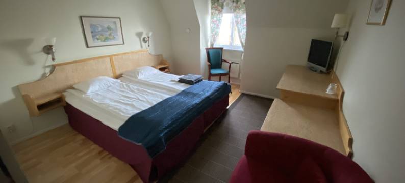 布罗必嘎斯吉瓦尔嘉德酒店(Broby Gästgivaregård)图片