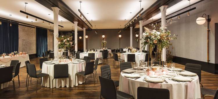 十字路口酒店(Crossroads Hotel)图片