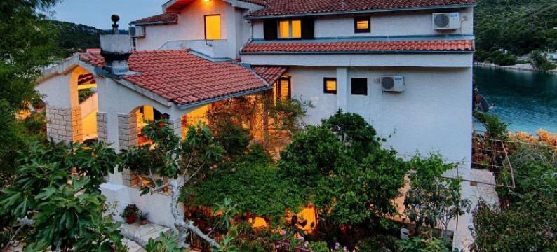 马洛拉戈公寓(Apartments Malo Lago)图片