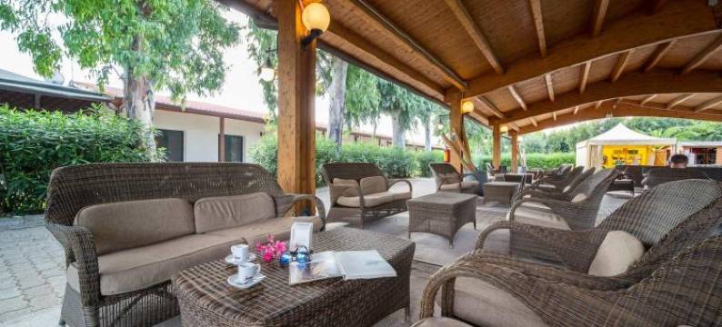 TH 西贝里滨海 - 德格里海湾村庄酒店(TH Marina di Sibari - Baia Degli Achei Village)图片